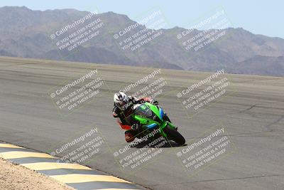 media/Apr-10-2022-SoCal Trackdays (Sun) [[f104b12566]]/Bowl (11am)/